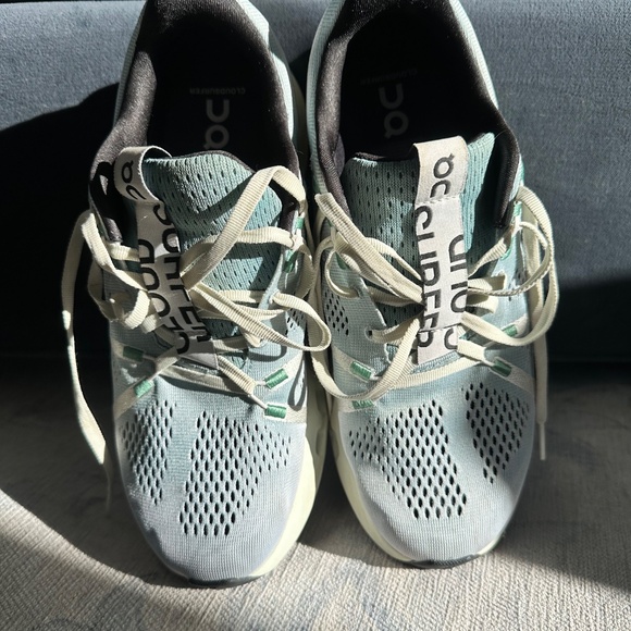 Women’s ON Cloudsurfer Running Sneakers Size 9 Mineral Aloe - Picture 7 of 12